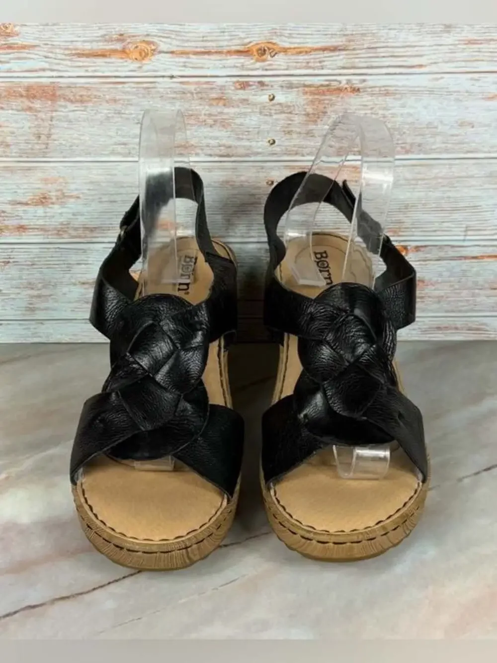 Born comfortable black
